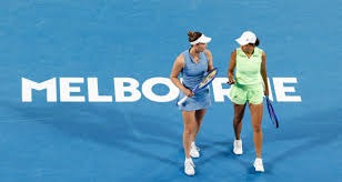 换下了韦世豪，上演国足首秀